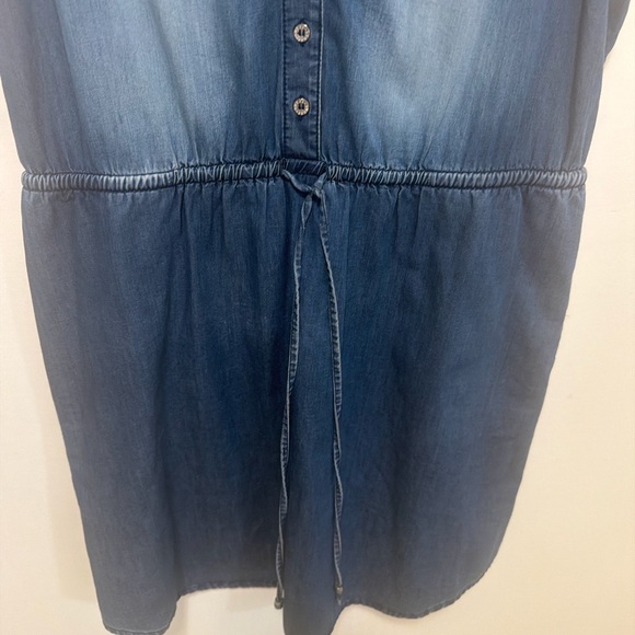 Guess Sleeveless Denim Midi Dress in Blue - Picture 3 of 6